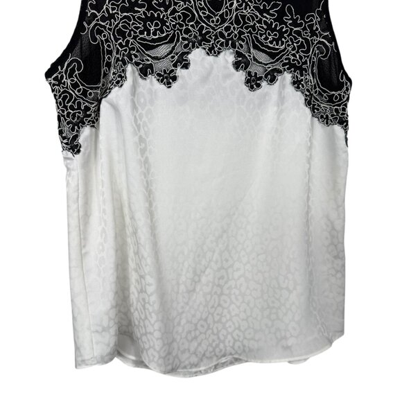 White House Black Market Top Size 2 Black White Leopard Lace Satin Mesh Classy - Picture 6 of 11